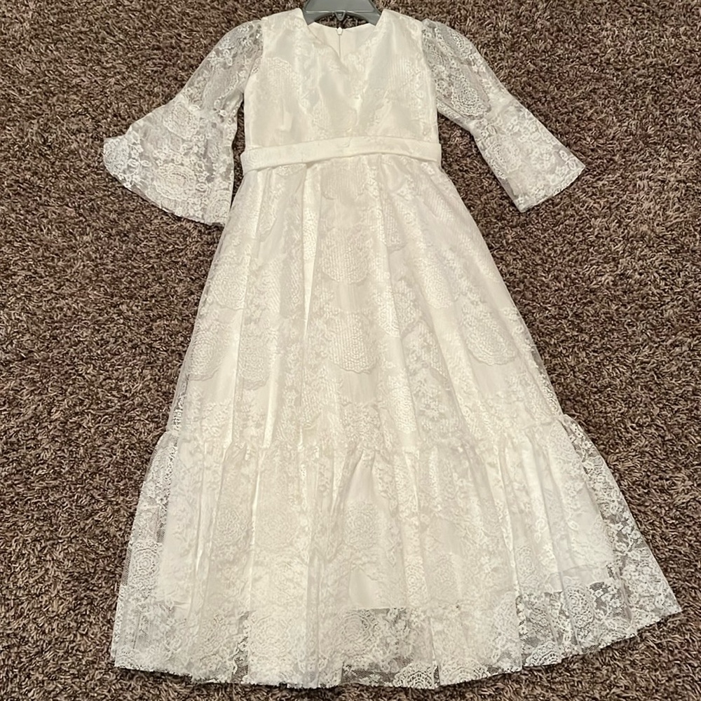 1st communion girls dress. Size 6-7